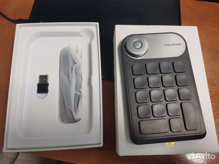 Мини клавиатура Huion KD100