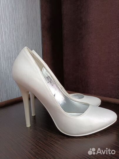 Продам туфли