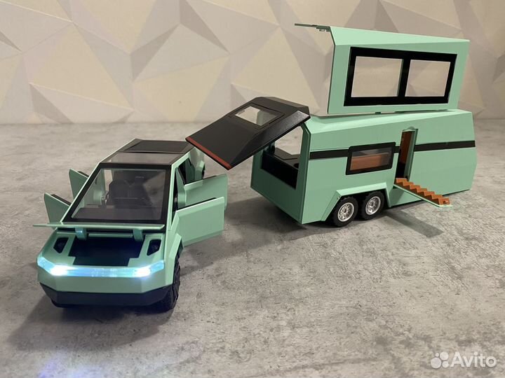 Машинка Тесла Кибертрак с Автодомом