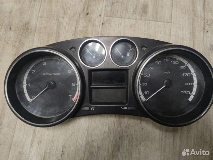 Панель приборов Peugeot 308 I рестайлинг 1.6 MT