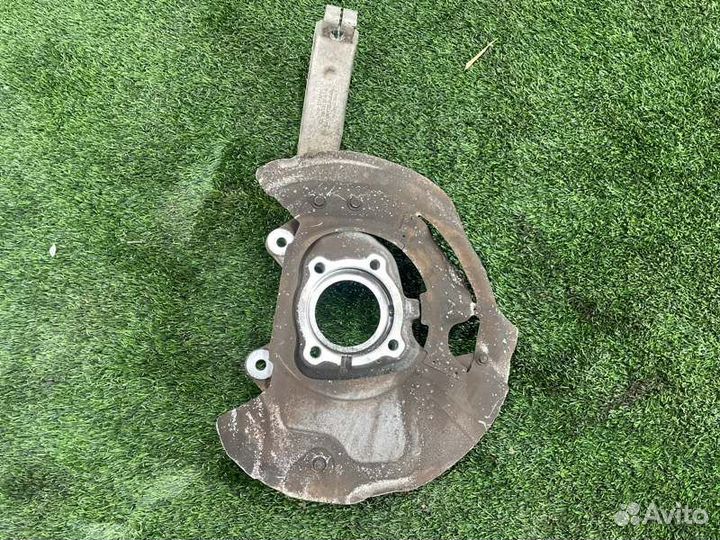 Кулак поворотный передний правый Bmw X5 E70 N55B30