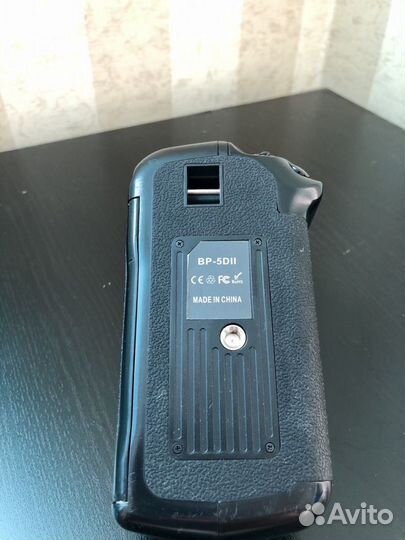 Батарейный блок для Canon 5d mark ll BP-5Dll