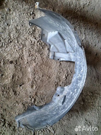 Подкрылок передний левый Chevrolet Lacetti