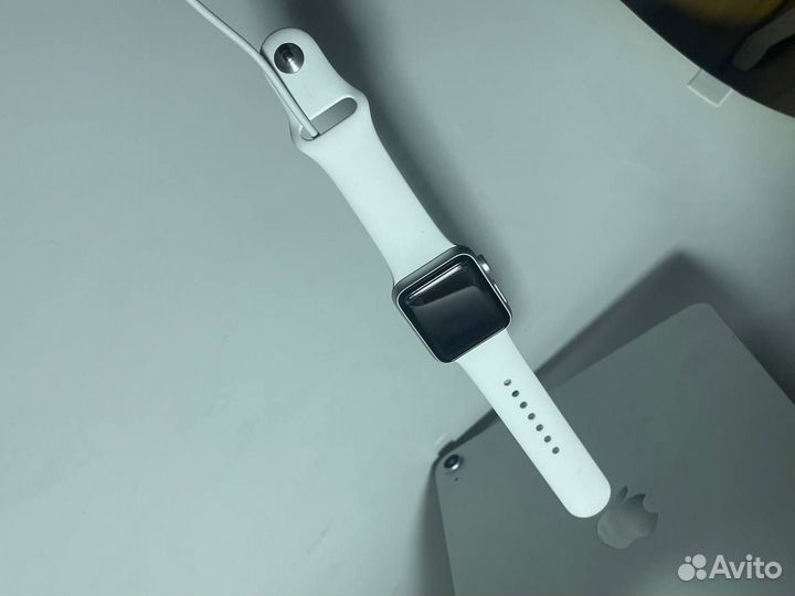 Apple watch series 3