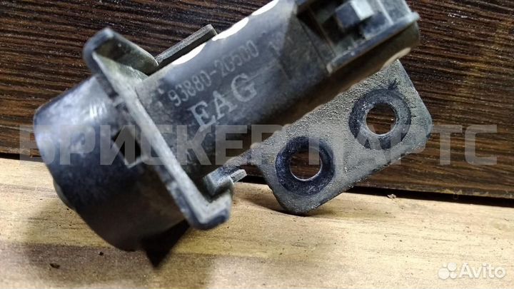 Выключатель концевой Киа Маджентис 2