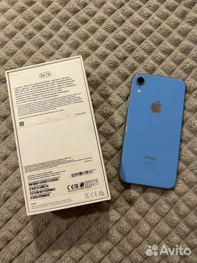 Телефон iPhone XR 64GB