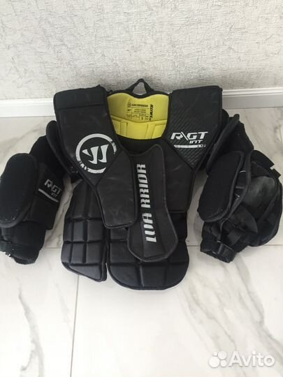 Вратарский нагрудник