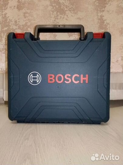 Новый шуруповерт bosch GSR 12v-30