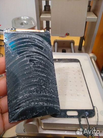 Замена стекла дисплея Samsung