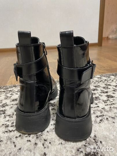 Ботинки для девочки