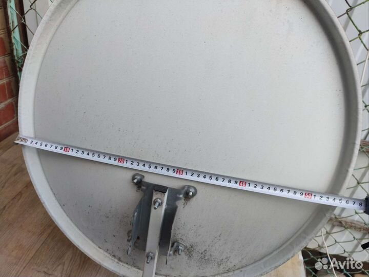 Антенна тарелка НТВ+ с приставкой