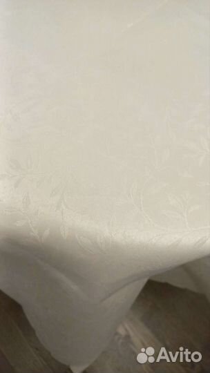 Скатерть новая белая водоотталкивающая 120х150