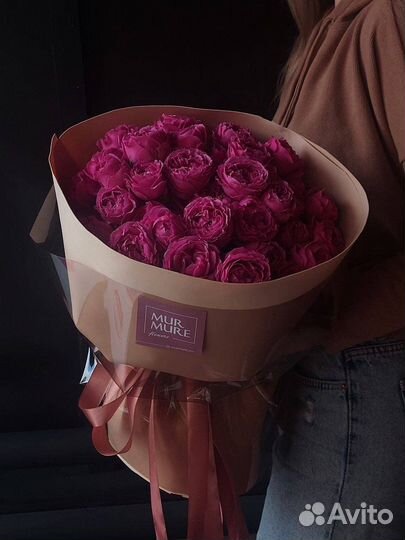 Пиновидные розы букет