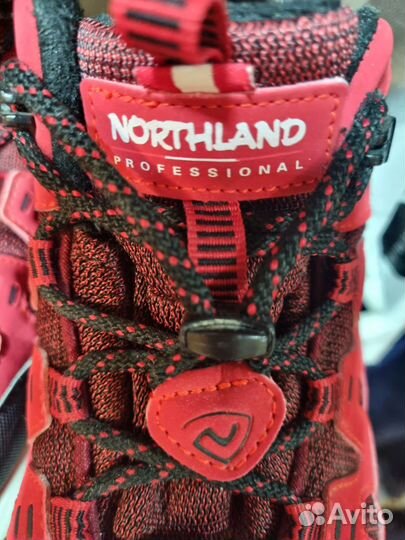 Кроссовки утепленные