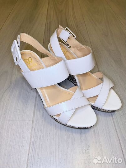 Босоножки женские 40 размер