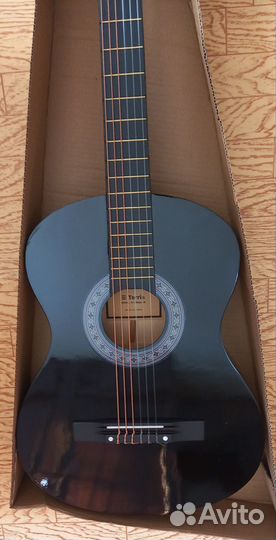 Классическая гитара шестиструнная