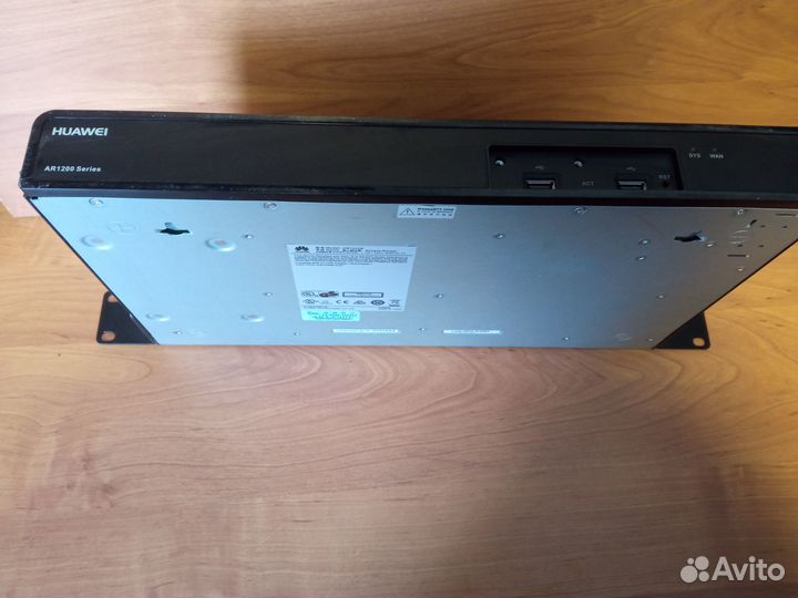 Маршрутизатор Huawei AR1220E