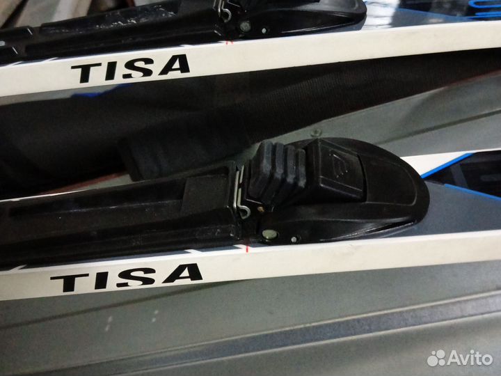 Комплект беговых лыж с палками в чехле