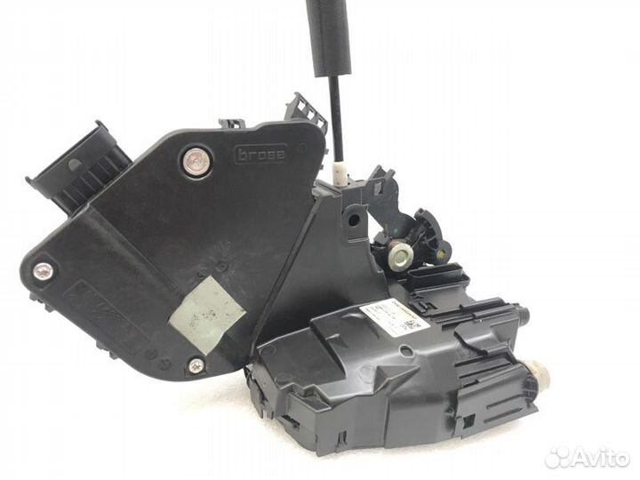 Замок двери передний левый Land Rover Range Rover