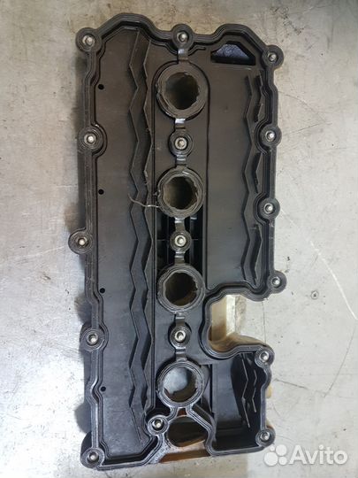 Клапанная крышка правая левая Audi Q7 4.2 FSI BAR