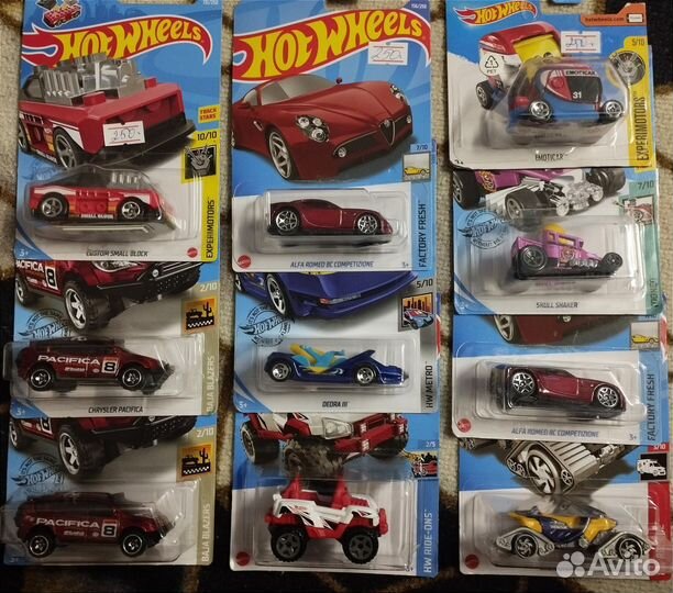 Машинки хот вилс, hot wheels