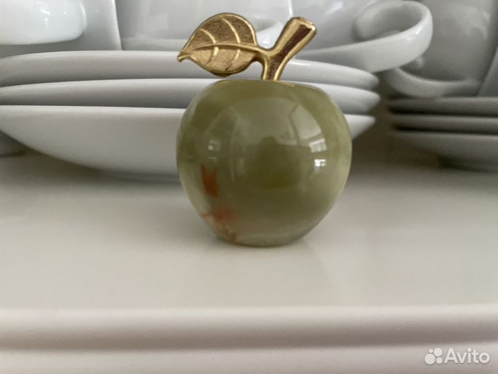 Сувенир оникс яблоко