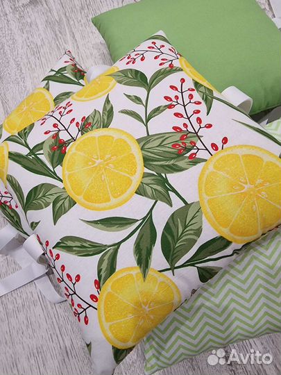 Бортики в кроватку новые