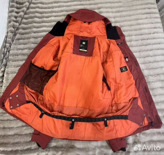 Сноубордическая куртка DC Servo