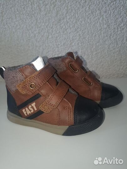 Ботинки демисезонные