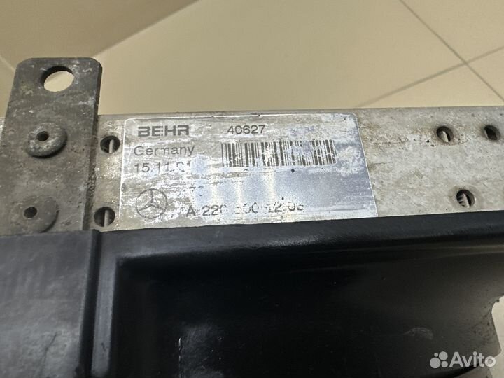 Радиатор охлаждения дополнительный Mercedes W220