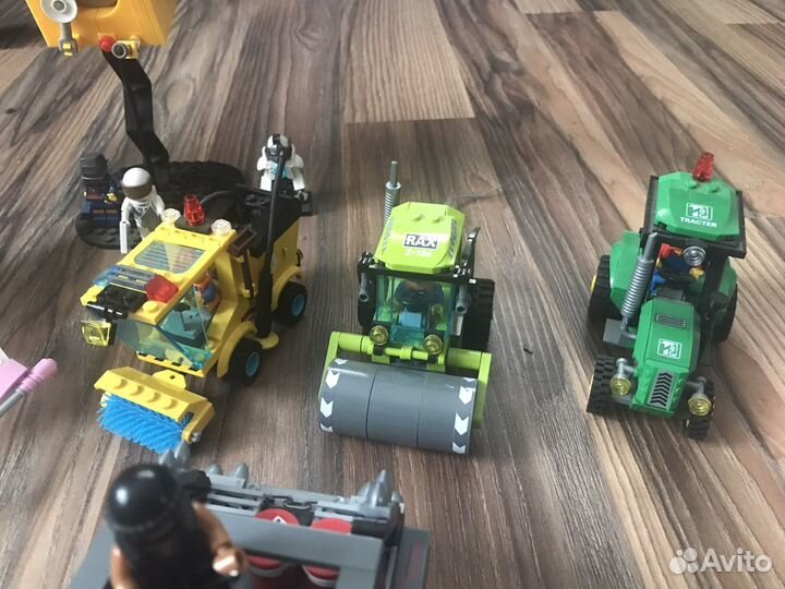 Продаются наборы лего конструктор