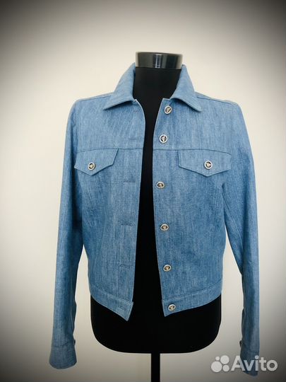 Джинсовая куртка