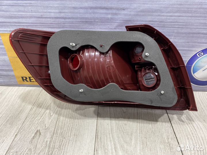 Фонарь задний Kia RIO 2 Прав