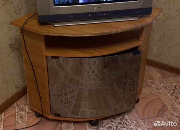 Тумба под телевизор бу