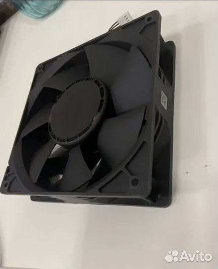 Оригинальный кулер whatsminer kz 7.2a