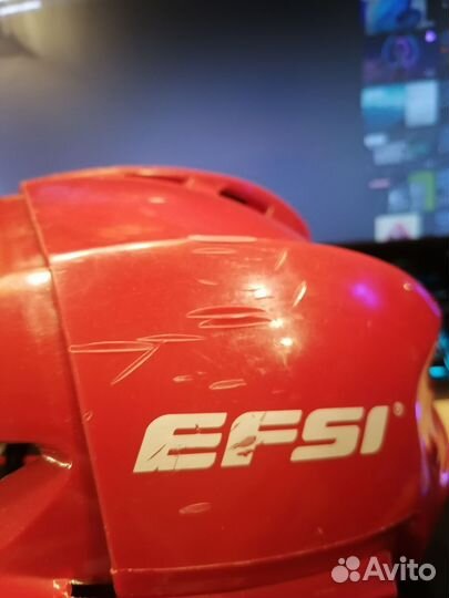 Хоккейный шлем, размер м (55-57)