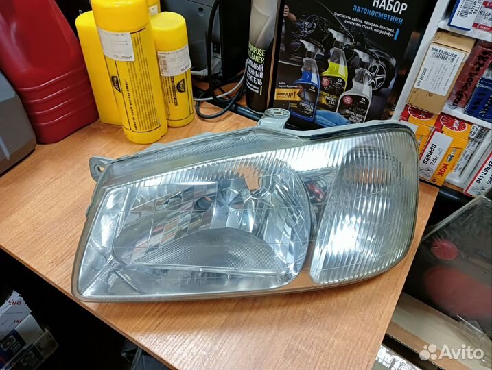 Фара передняя левая Hyundai Accent TagAZ