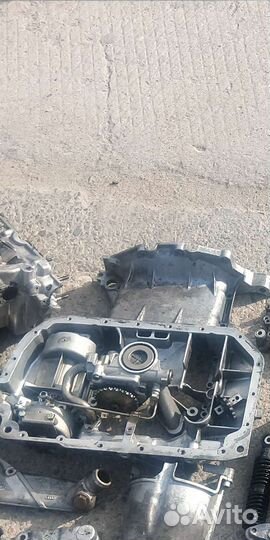 Поддон верхний Ауди А6 2.5 tdi 059103603J