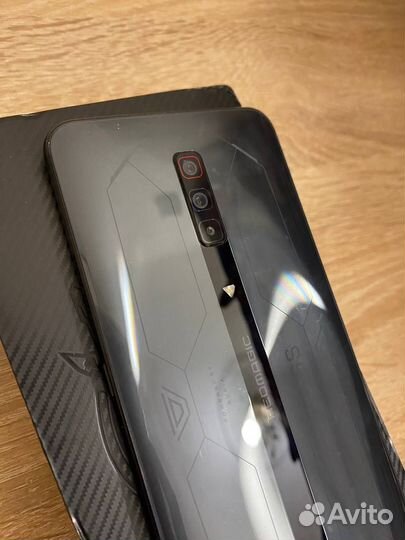 Nubia Red Magic 6S Pro, 16/256 ГБ