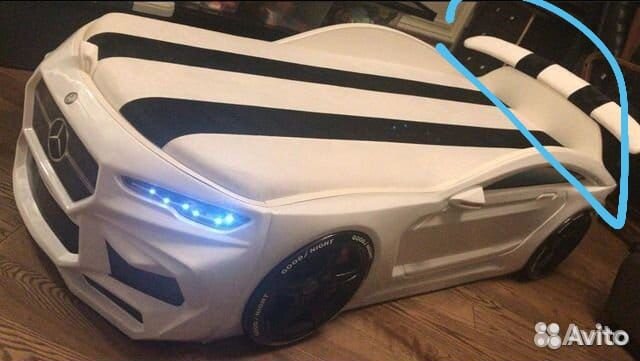 Кровать машина