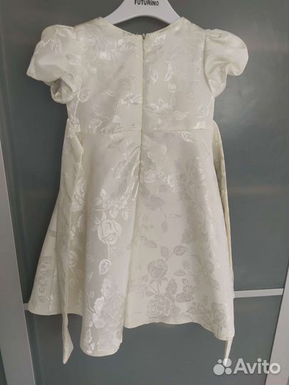 Нарядное платье 98