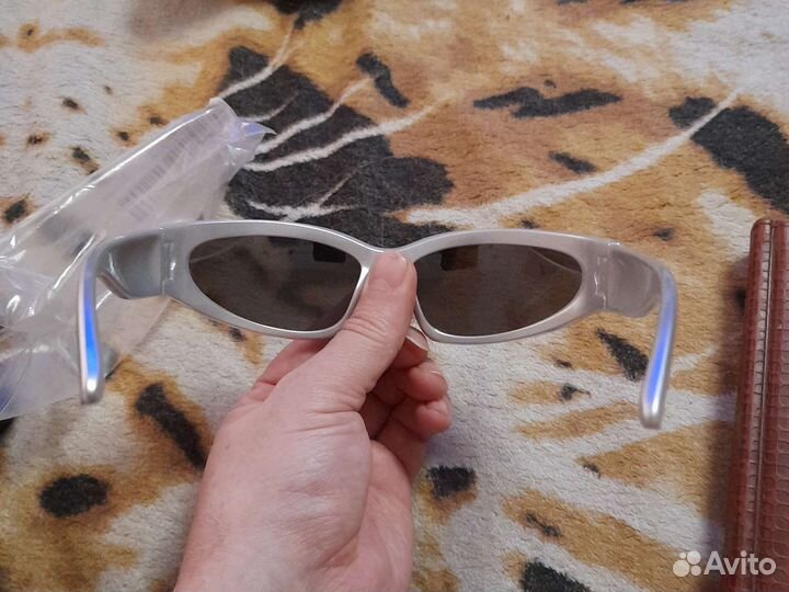 Солнцезащитные очки женские