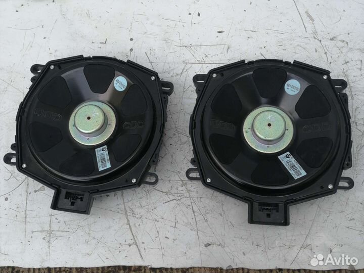 Сабвуфер под сиденье BMW X5 E70 X6 E71