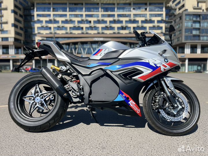 BMW RR