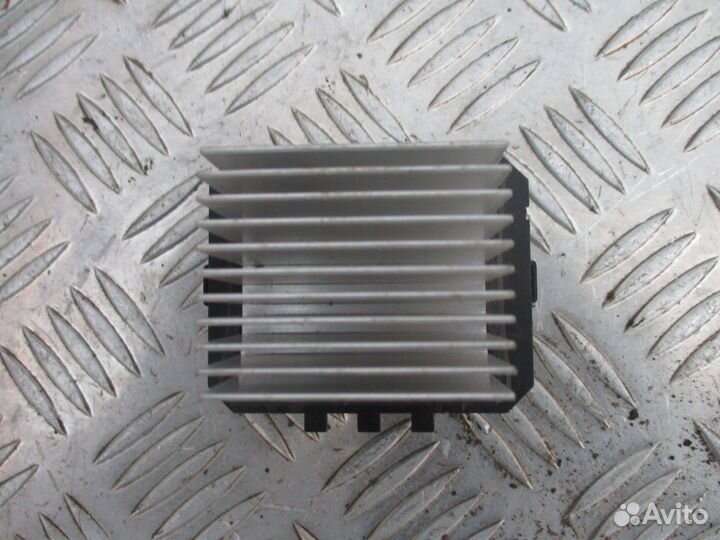 Резистор отопителя Ситроен С4 Б7 2012