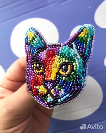 Брошь из бисера Кошка