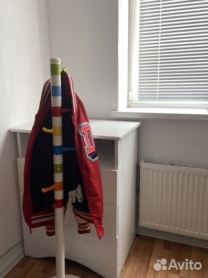 Вешалка напольная IKEA (для верхней одежды)