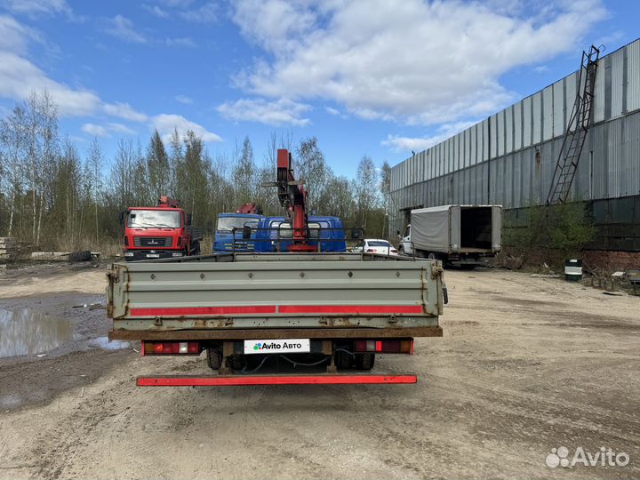 Isuzu NQR75 с КМУ, 2010