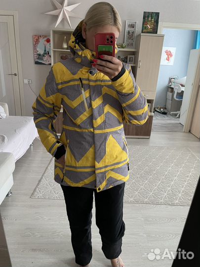 Горнолыжный костюм женский