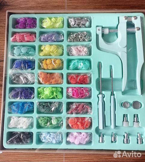 Набор для установки кнопок и люверсов с насадками